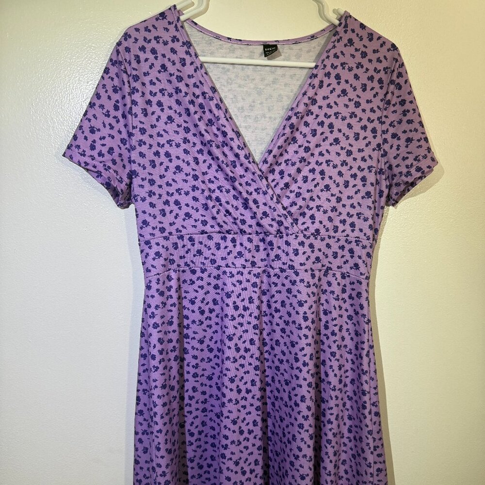 SHEIN Purple Floral Wrap Dress Women's Large Short Sleeve Fit Flate